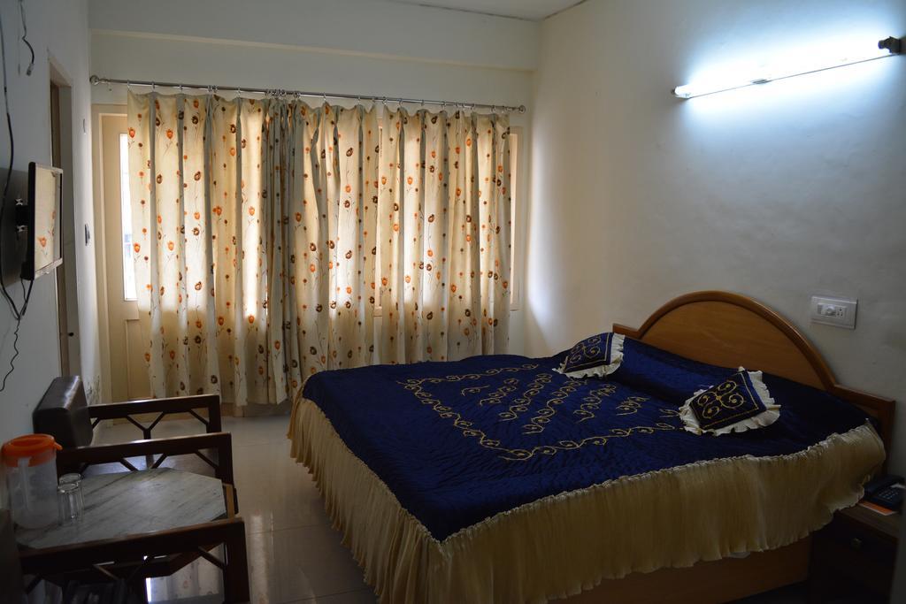 Hotel Mansarover International Haridwar Ngoại thất bức ảnh